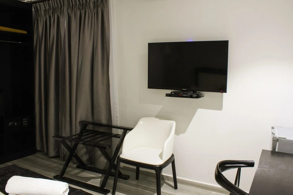City Square Lodge