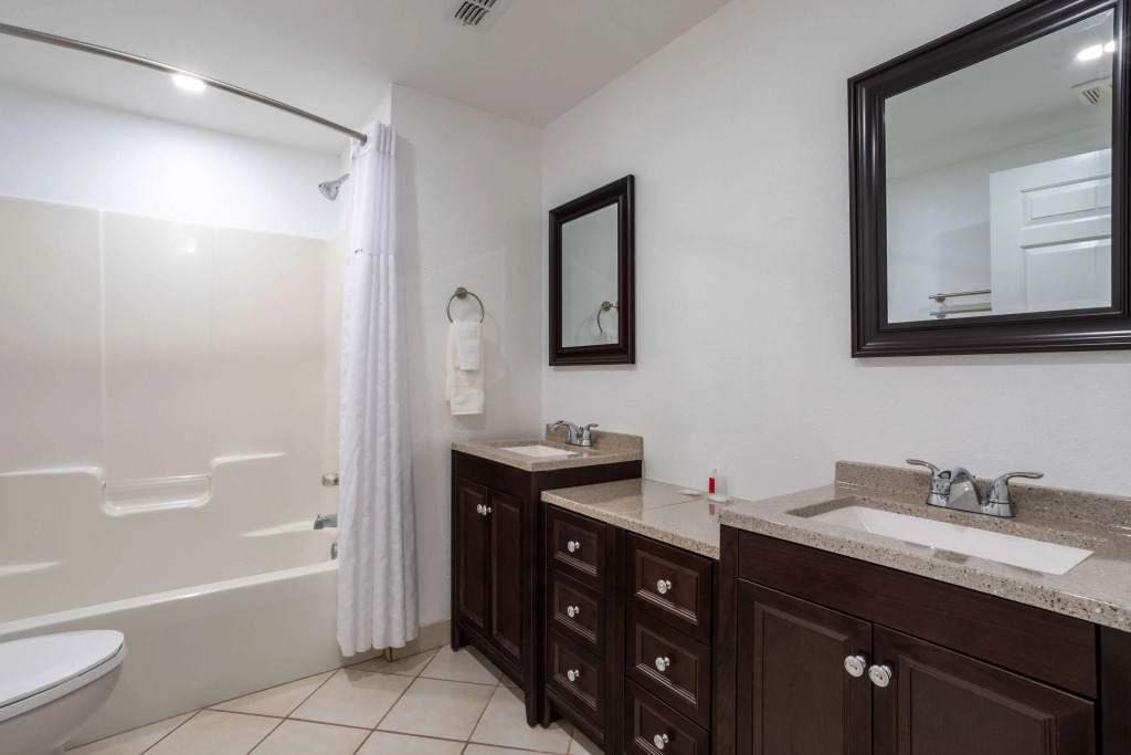 Travelodge by Wyndham Lakeland