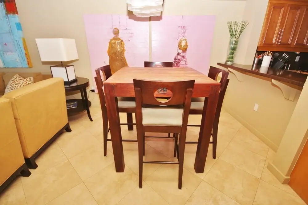 Ebb Tide 703 Apartment 2