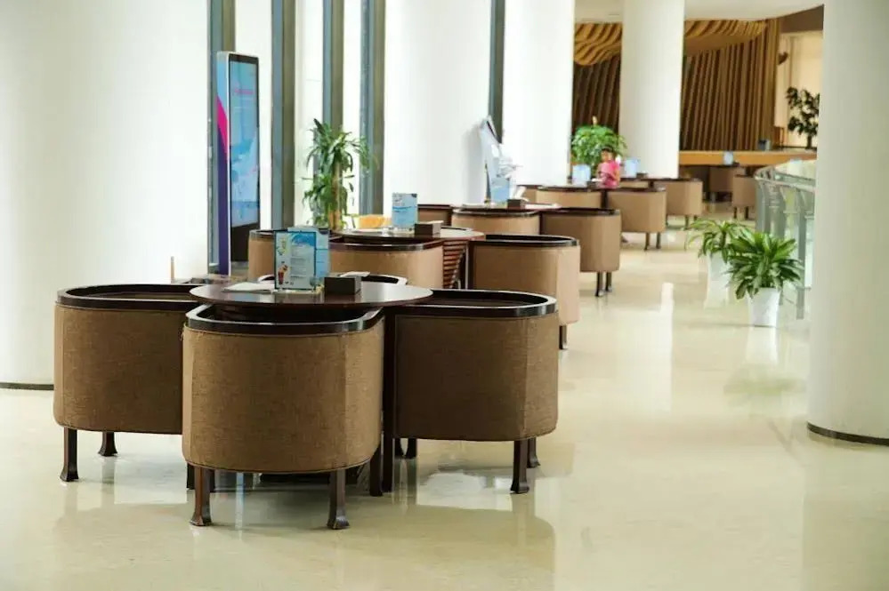 Yijing Holiday Hotel