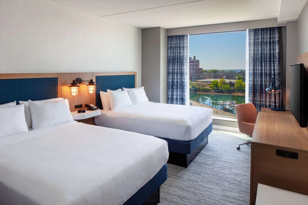 Hampton by Hilton at the Boston Seaport District