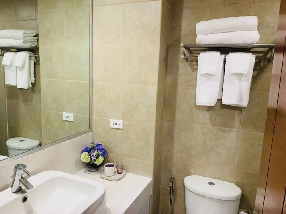 DLC Place - Splendido Taal Tower 1 Tagaytay