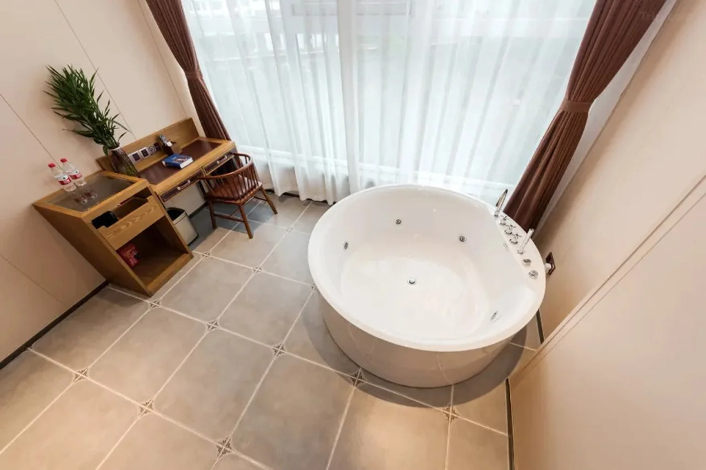 James Joyce Coffetel Hotel (Beijing International Trade Sihuidong Subway Station Branch)