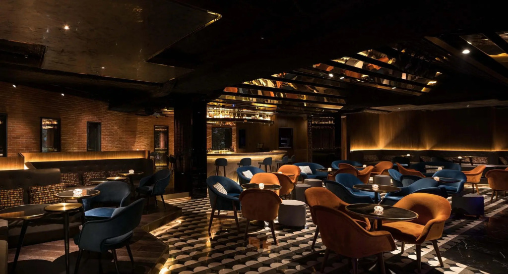 LA Crystal Hotel -Los Angeles-Long Beach Area
