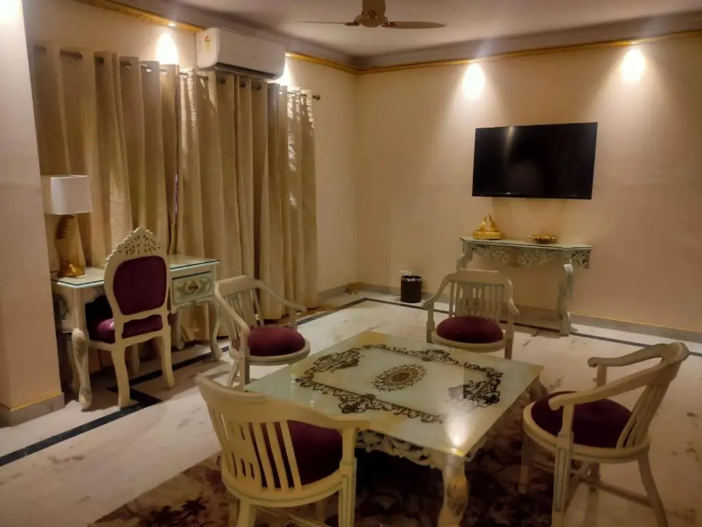 The Neeraj Ganga Heritage Palace