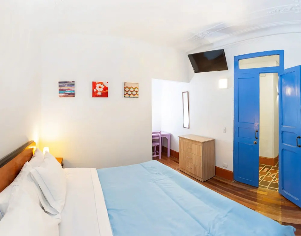Granada Hostel