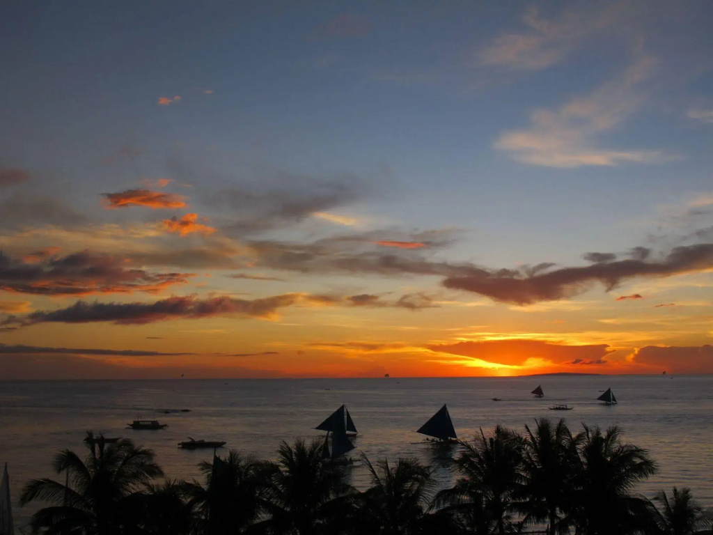 Golden Phoenix Hotel Boracay