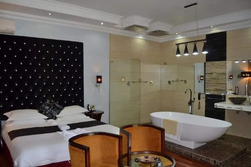 Staybridge Riverside & Spa