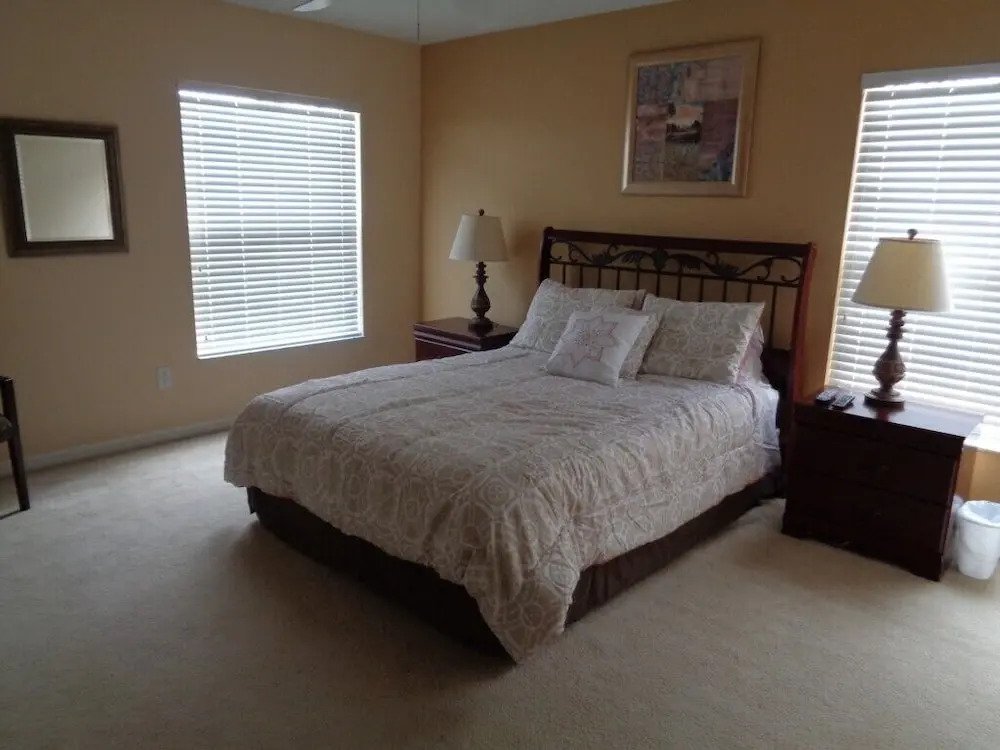 R1 Westhaven 5 bed / 3 Bath