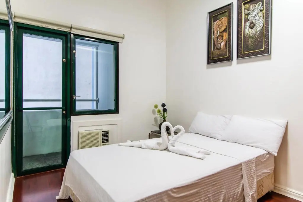 Luxury spacious 2BR in Salcedo Village