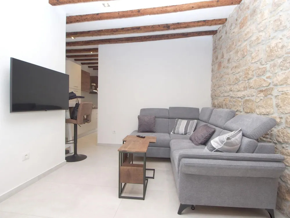 Apartment Ester