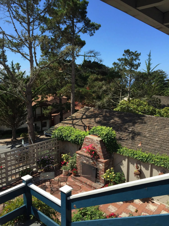 Carmel Wayfarer Inn
