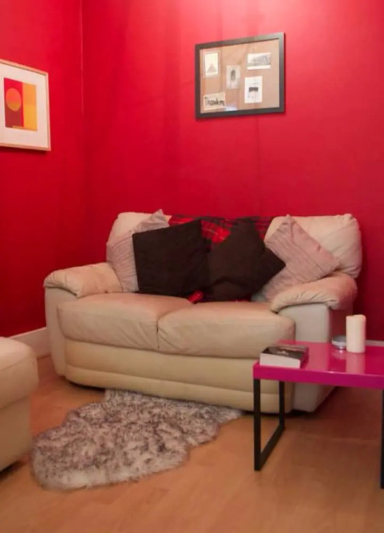 1 Bed Flat In City Centre