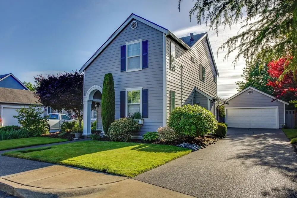 Tacoma Home w/ Garden + Pond ~ 3 Mi to Beach