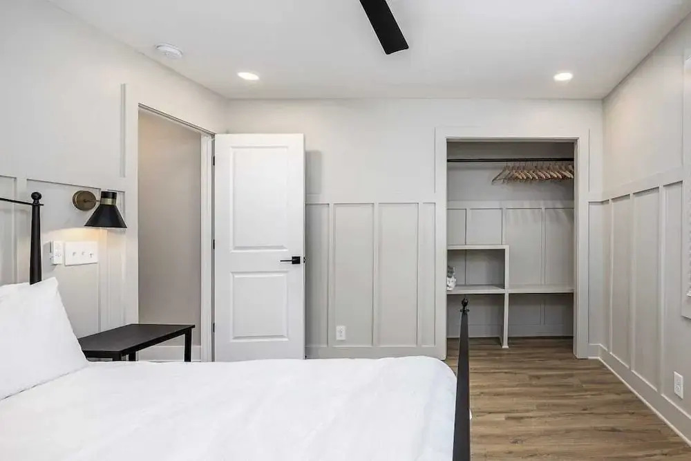 The Nomad 8BR Buyout 32 Guests in Hillsboro