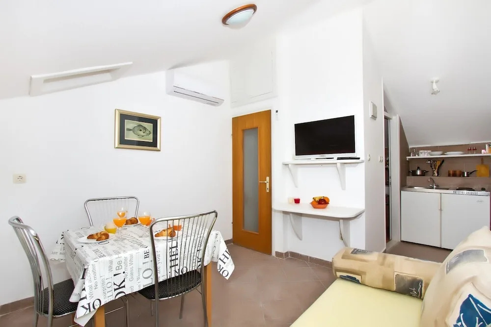 A3 - Best Location in Center With the sea View