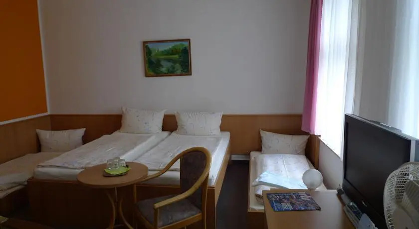 Hotel Ostrow
