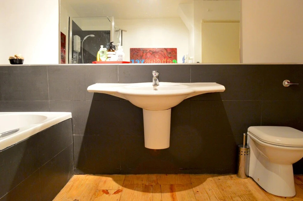 Stunning and Arty Penthouse Flat near Borough Mark