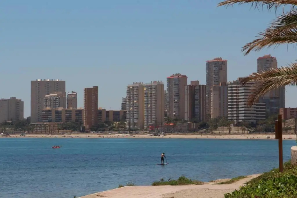 Apartamento Frente al mar, RECIEN RENOVADO, 1 hab 1 baño