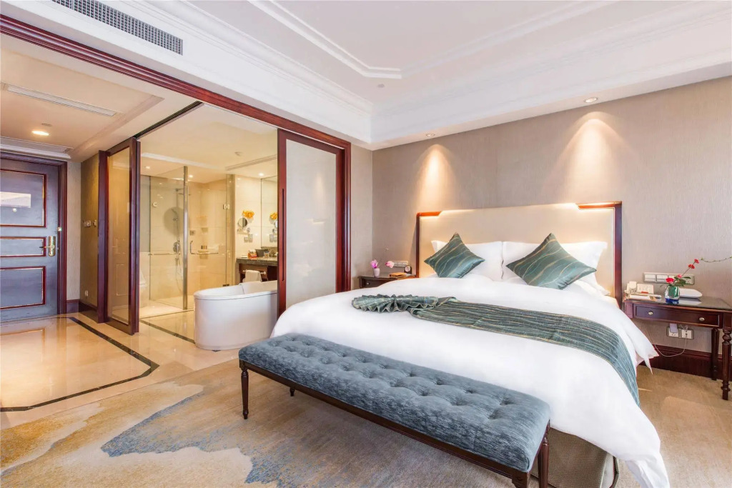 Qianjiang Junting Hotel, Haining