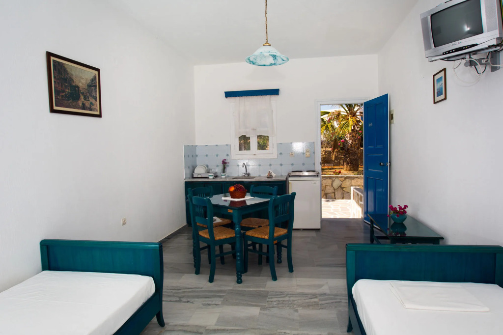 Arkas Inn