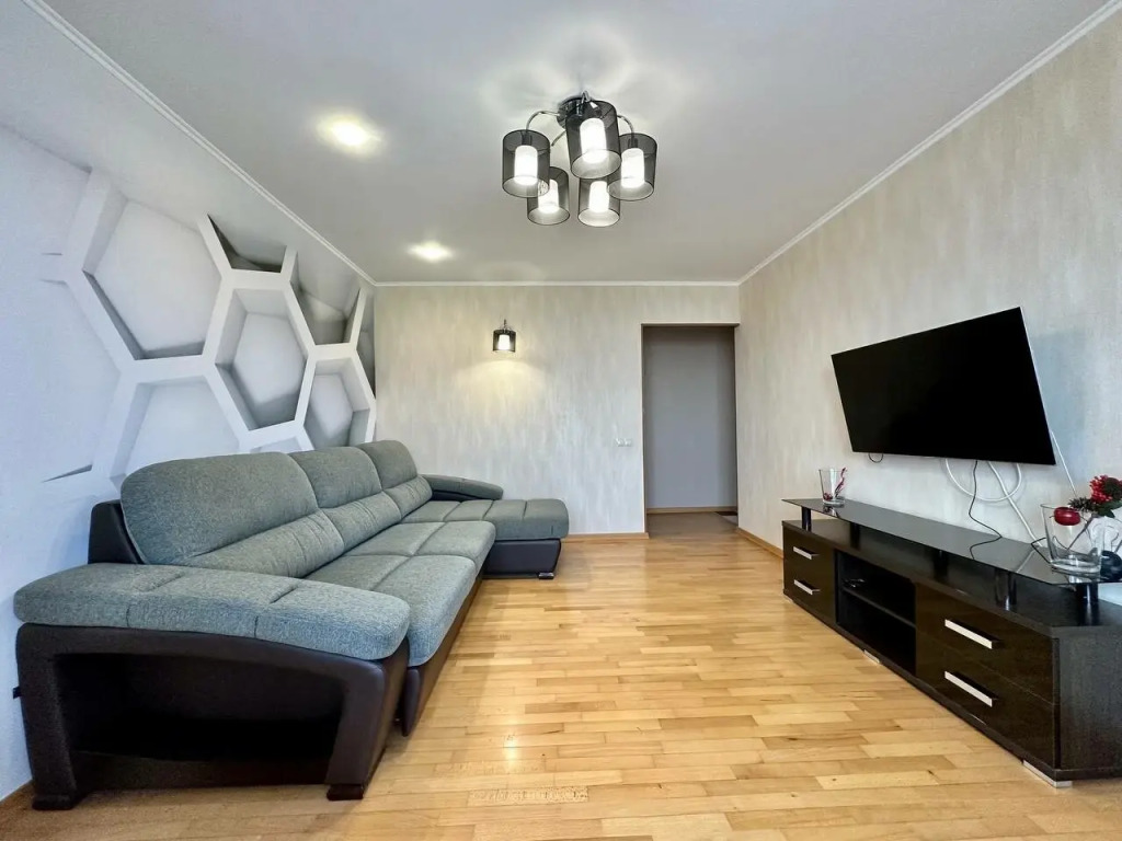 EasyRent Аэродромная,72а