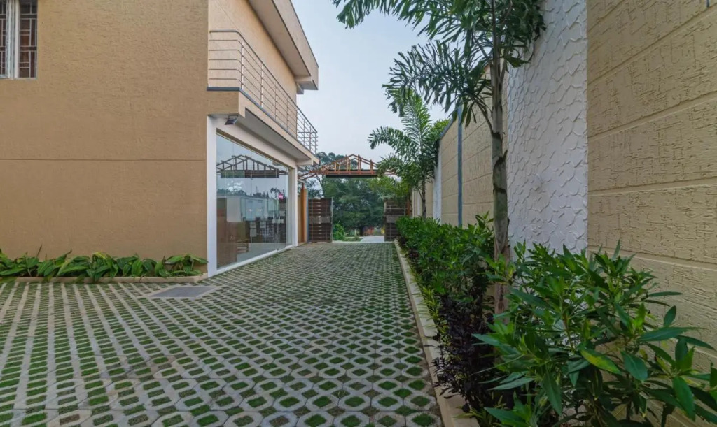 Itsy Hotels Kurinji Stay Inn With Swimming Pool