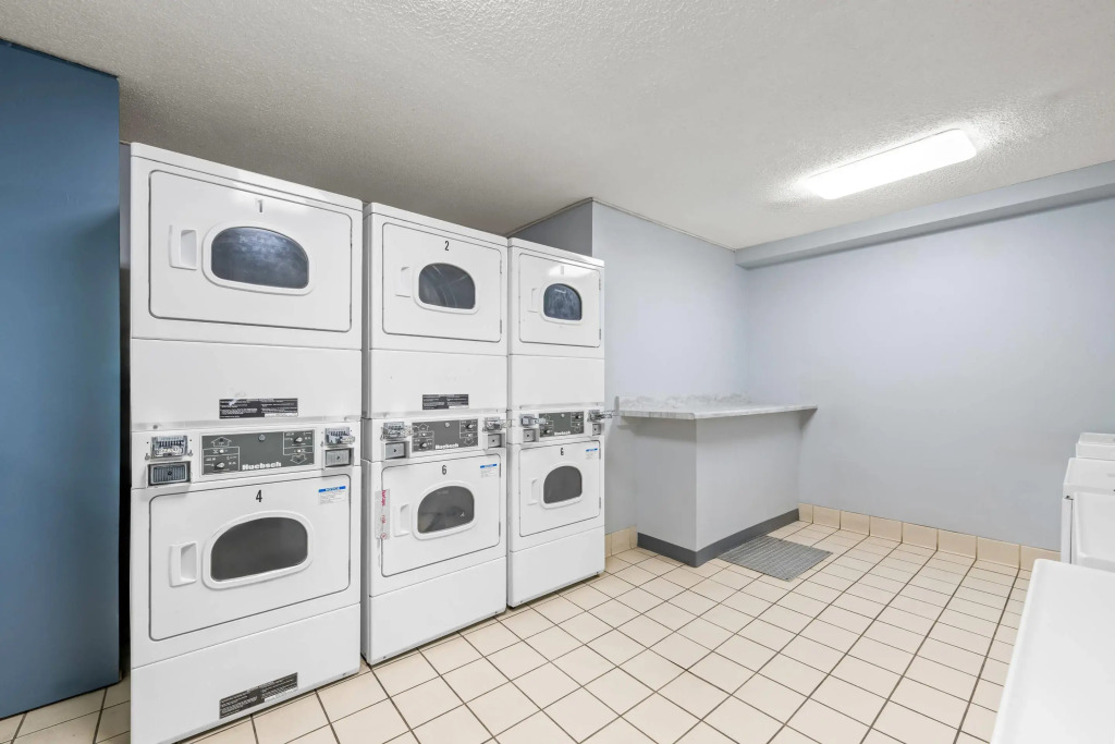 Suburban Extended Stay SE