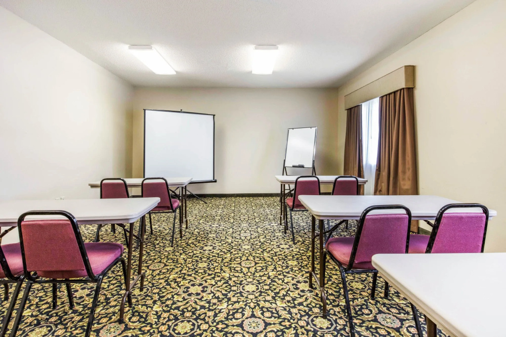 Quality Inn & Suites Pearl-Jackson