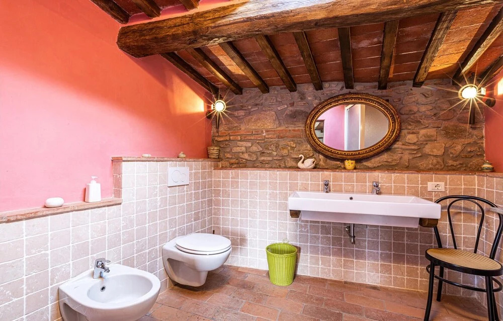 3 Bedroom Cozy Home In Sorana