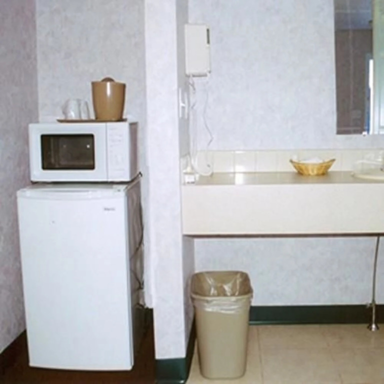 Red Carpet Inn & Suites Hammonton NJ Route-30E
