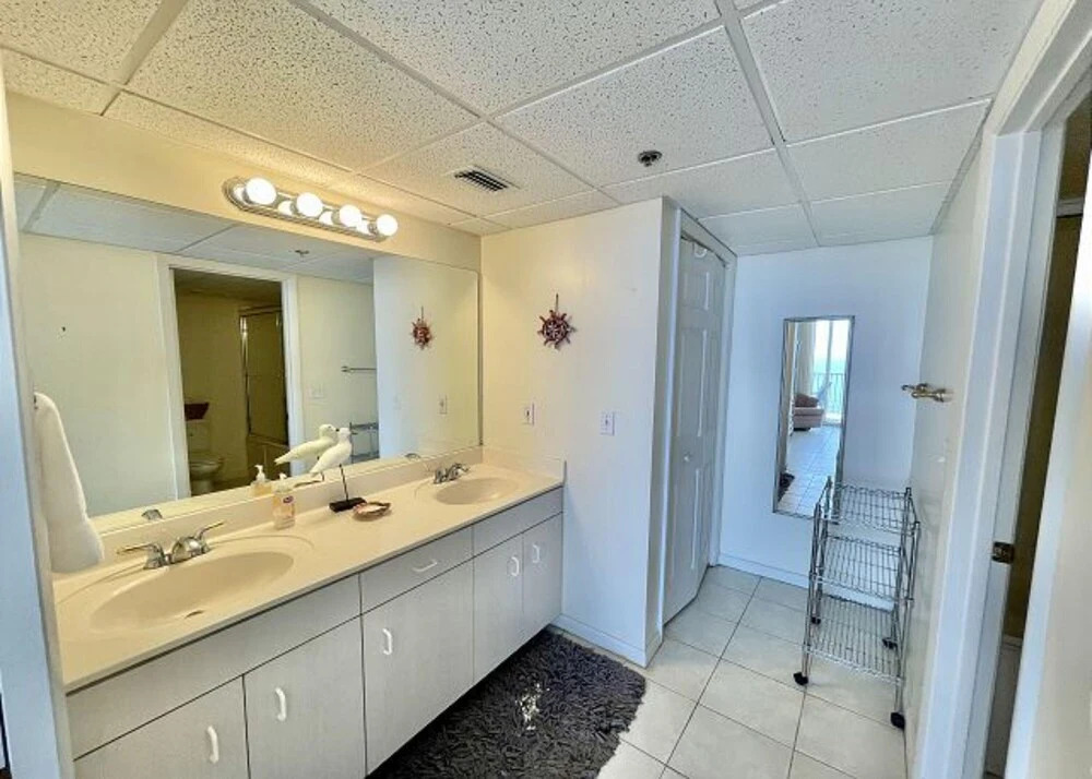 1405 Long Beach by Forehand Rentals