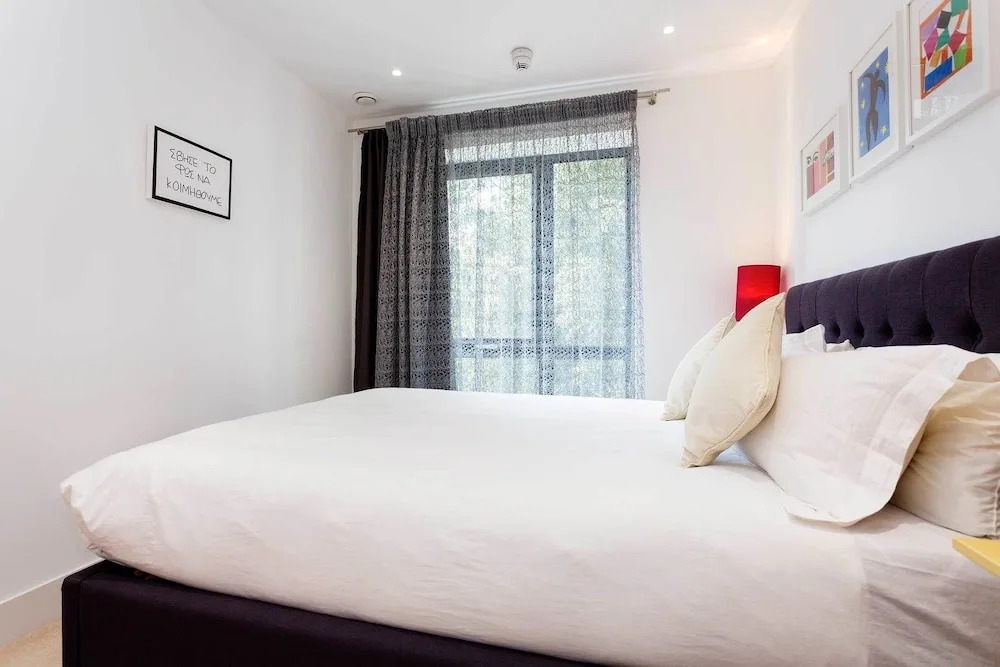 Veeve - Putney Heath