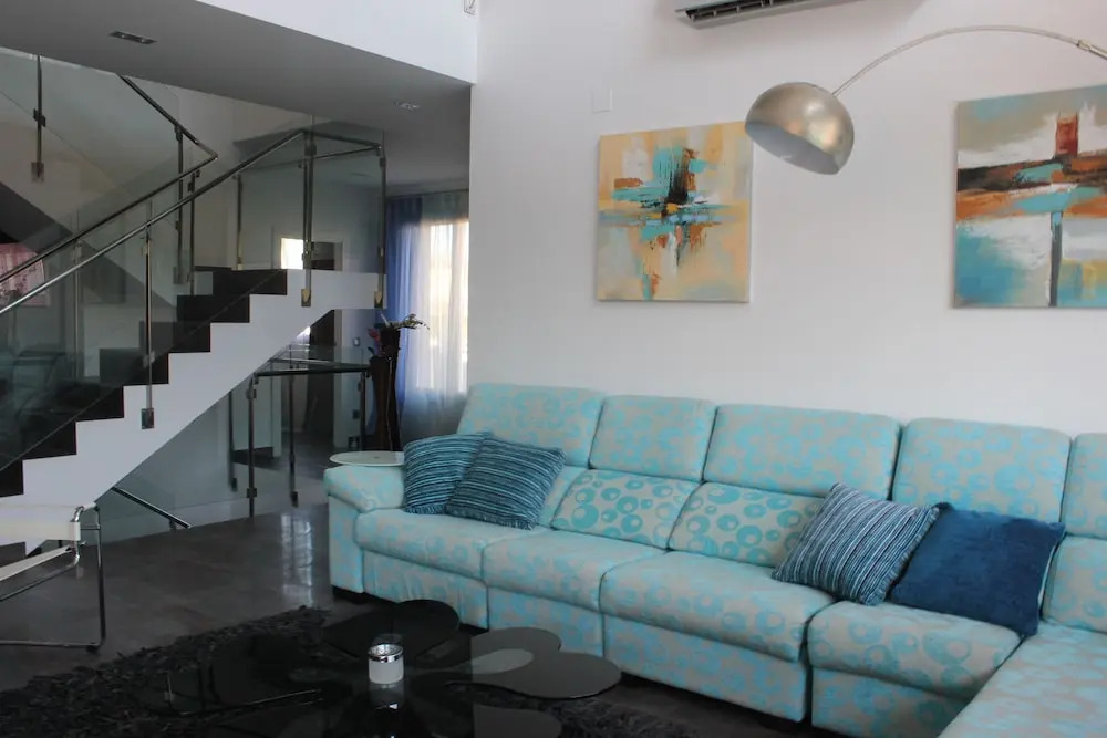 073 Villa Vergel