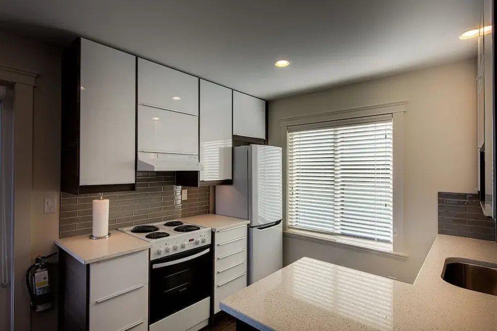 Qualicum Beach Ocean Suites