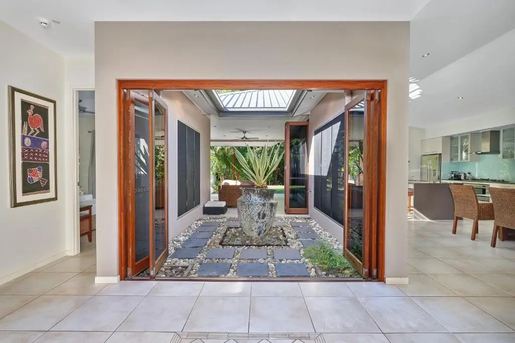 Aurelia 3 Bedroom Holiday Home Palm Cove