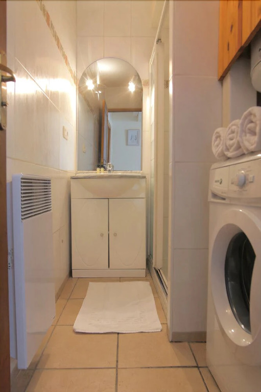 Amazing two Bedroom Flat, 10min From Miramar Beach