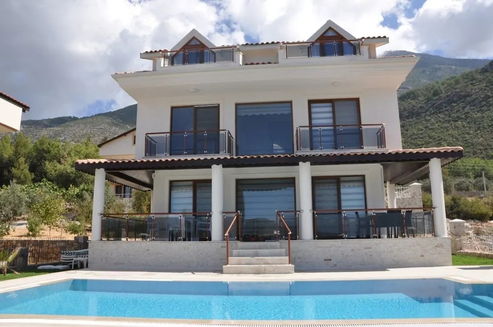 Panaroma Villa by Angel Rentals