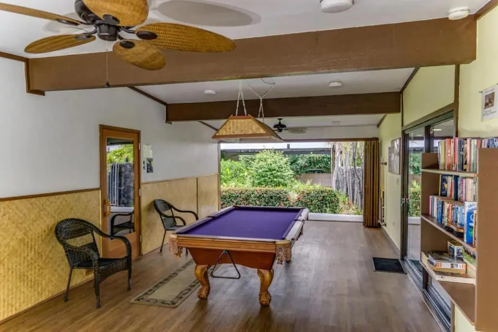 White Sands Beach Condo #324. BIG PATIO!! Ocean and Mountains across from beach!