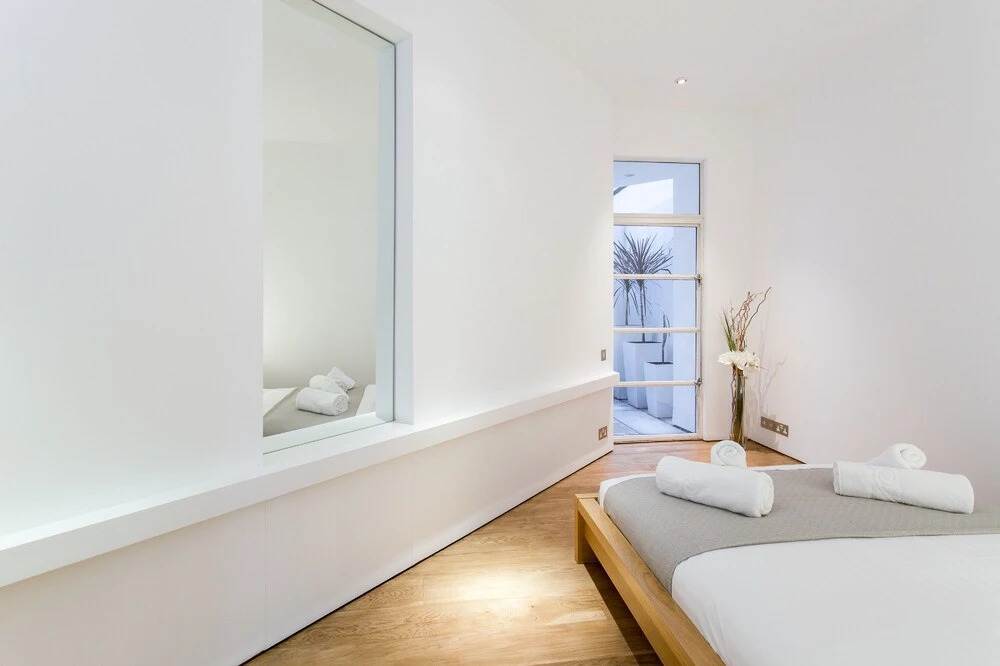 Oxford Circus Designer Apartment