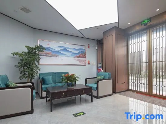 Yunlai Holiday Hotel