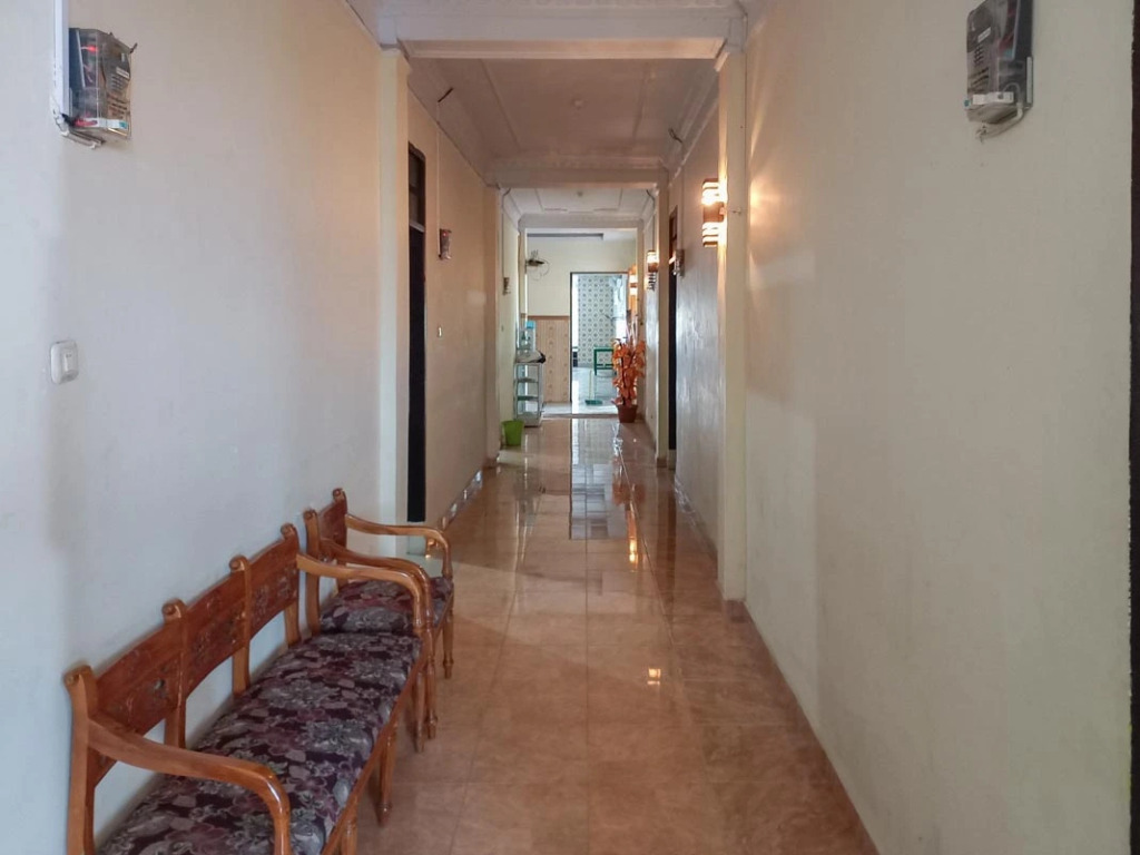 Homestay Singgasana Mitra RedDoorz