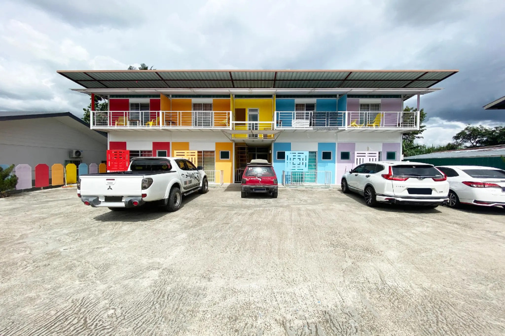 OYO HOME 90312 Rainbow Guesthouse