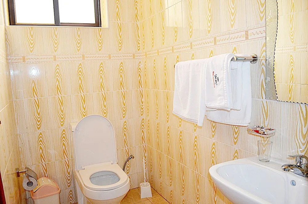 Maries Royale Hotel