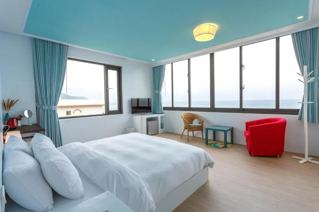 Sea Shore Hotel