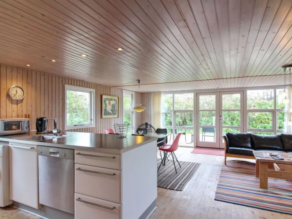 "Armine" - 450m from the sea in NW Jutland