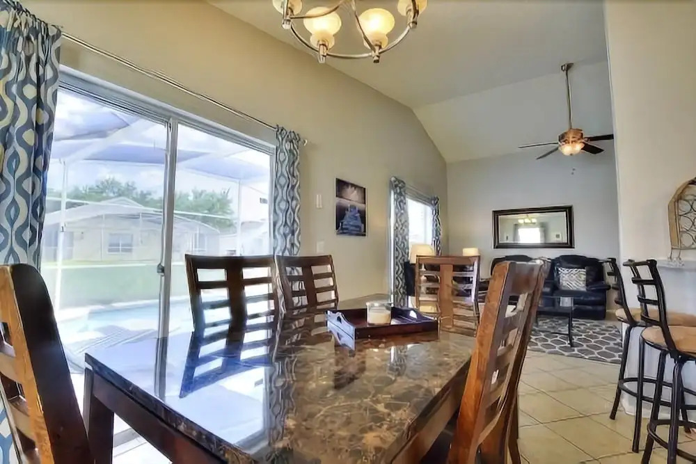 Bailey's Brave Base - 3 Br villa by RedAwning