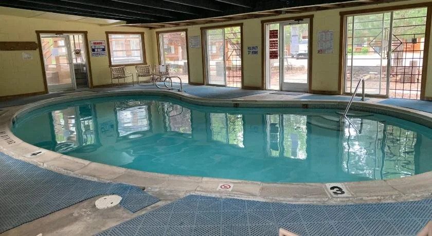 West Winds Lodge