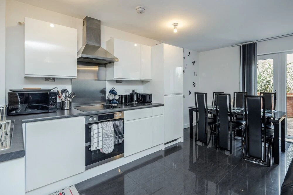 Beautiful 3-bed Apartment in Romford
