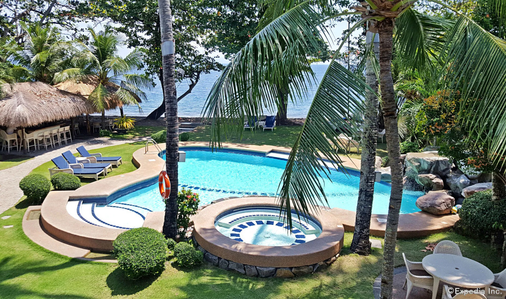 Mikes Dauin Dive Resort